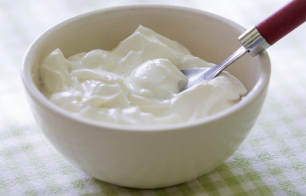 दही फ़ायदेमंद है सनबर्न के लिए - Yogurt for sunburn problem in Hindi 